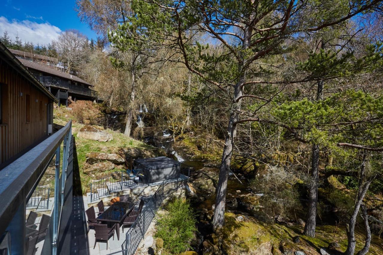 Loch Tay Highland Lodges And Glamping Park Morenish Exterior photo