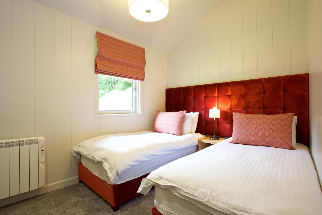 Loch Tay Highland Lodges And Glamping Park Morenish Exterior photo