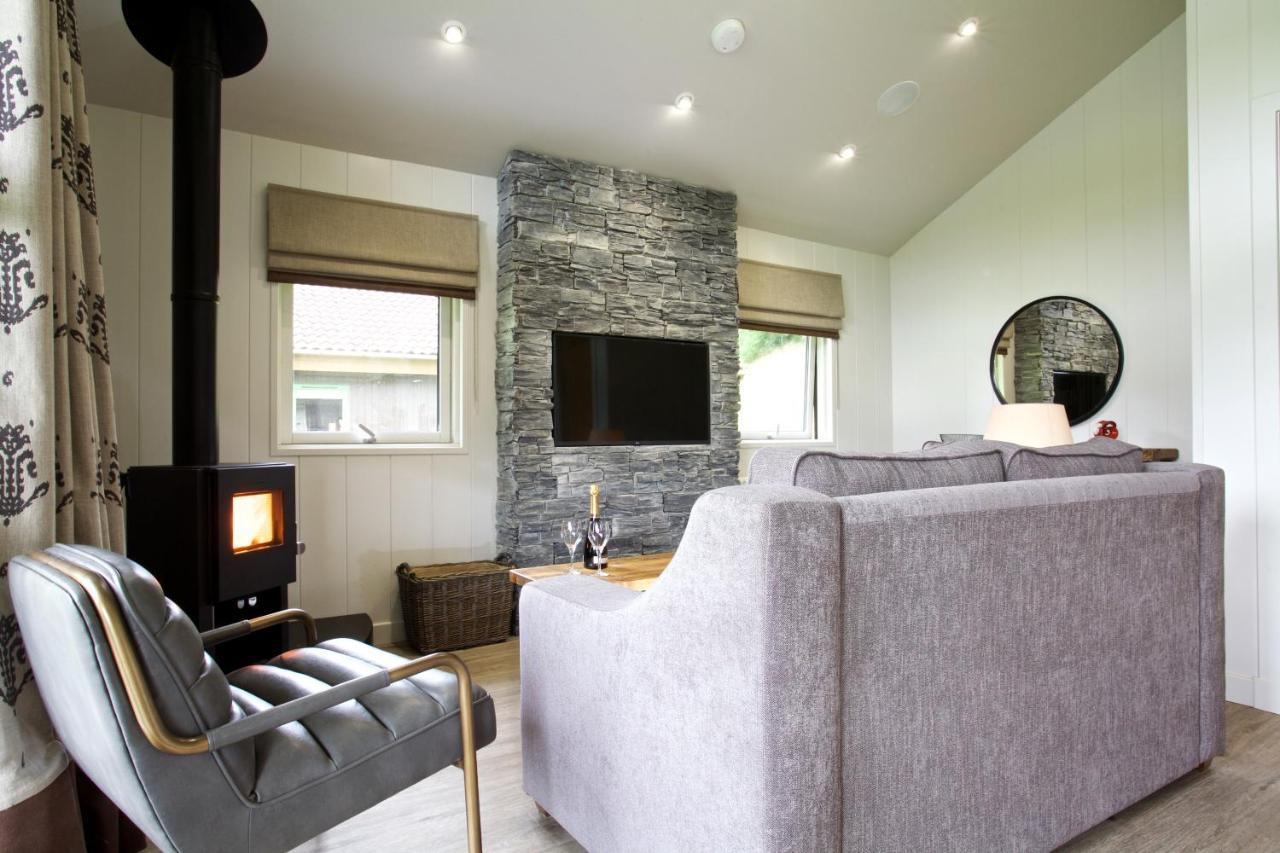Loch Tay Highland Lodges And Glamping Park Morenish Exterior photo